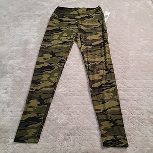 Forever 21 Women's Camo Jeggings
